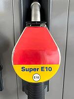 ZVA automatic dispensing valve on gas pump Super E10 gasoline pump, Germany [IBR125414239]