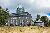 View of the Astenturm complex on the Kahler Asten, situated 841 metres above sea level, featuring a 21-metre-high observation tower, the official weather station of the German Weather Service (DWD) and the main building, comprising a hotel, restaurant and [IBR125414280]