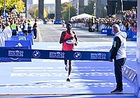 27.09.2026, Athletics BMW Berlin - Marathon 2026, from left Guye Adola achieved 1st place in the BMW BERLIN-MARATHON 2026 [IBR113453153]