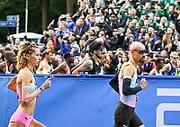 27.09.2026, Athletics BMW Berlin - Marathon 2026, from left Esther Pfeiffer and Hendrik Pfeiffer start the BMW BERLIN-MARATHON 2026 [IBR113453155]