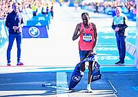 27.09.2026, Athletics BMW Berlin - Marathon 2026, from left Guye Adola achieved 1st place in the BMW BERLIN-MARATHON 2026 [IBR113453156]