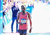 27.09.2026, Athletics BMW Berlin - Marathon 2026, from left Guye Adola achieved 1st place in the BMW BERLIN-MARATHON 2026 [IBR113453161]