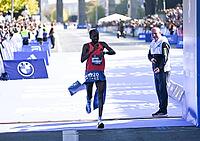 27.09.2026, Athletics BMW Berlin - Marathon 2026, from left Guye Adola achieved 1st place in the BMW BERLIN-MARATHON 2026 [IBR113453164]