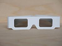 Disposable passive paper polarized glasses for 3D movie [IBR125654774]