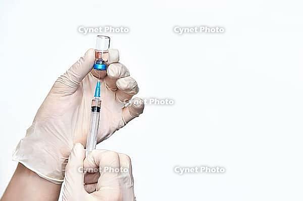 Doctor hand holf medicine vaccine. Anti virus health treatment. Medical nurse surgical. Pharmacy laboratory. Reseach center. Covid concept. Safety anaesthetist procedure. White background [IBR123629779]