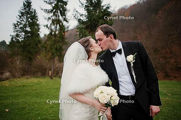 Wedding couple at the autumn forest [IBR123675156]