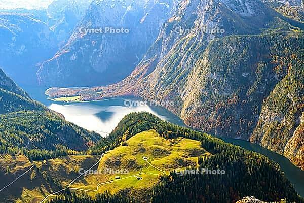 Panoramic view of Lake Königssee surrounded by colorful autumn mountains, Berchtesgaden National Park, Schönau am Königssee, Bavaria, Germany [IBR123700001]