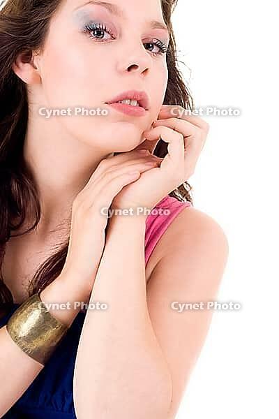 Young beauty woman posing with natural make-up [IBR123700076]