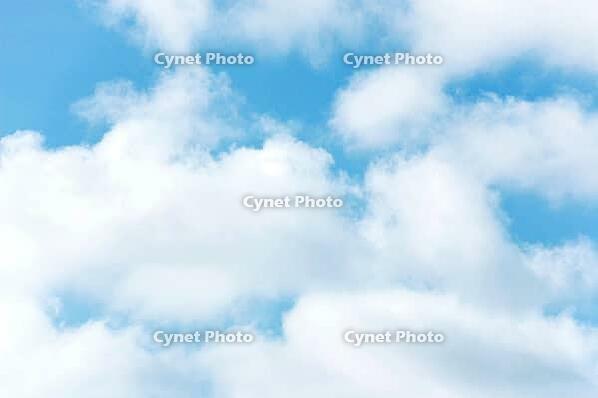 Clouds background wallpaper [IBR123713349]