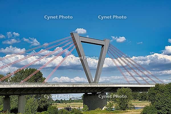 Airport bridge of the A44, cable-stayed bridge, motorway bridge across the Rhine near Meerbusch Düsseldorf, North Rhine-Westphalia, Germany [IBR123769702]