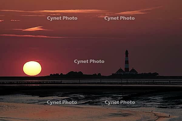 Westerhever lighthouse from Tümlau Bay, Wadden Sea National Park, Schleswig-Holstein, Germany [IBR123773523]
