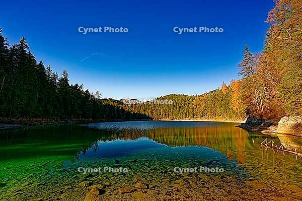 Untersee, Eibsee lake, Wetterstein Mountains, autumn, pre-alpine lake, tourism, recreation, vacation, Zugspitze massif, Garmisch-Partenkirchen, Upper Bavaria, Bavaria, Germany [IBR123774741]
