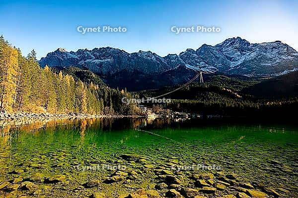 Zugspitze, cable car, Eibsee lake, Wetterstein Mountains, autumn, Voralpensee, tourism, recreation, vacation, Zugspitze massif, Garmisch-Partenkirchen, Upper Bavaria, Bavaria, Germany [IBR123774747]