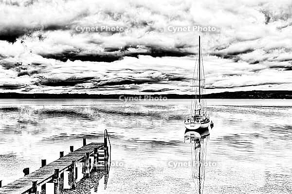 Sailboat, boat dock, Lake Ammer, Voralpensee, tourism, local recreation, vacation, greater Munich area, black and white photo, Upper Bavaria, Bavaria, Germany [IBR123774751]