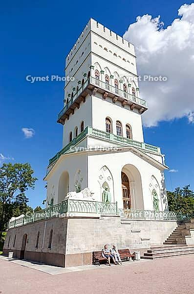 Saint Petersburg, Russia - August 12, 2016: White Tower in the Alexandrovsky Park of Tsarskoe Selo (Pushkin) [IBR123878847]
