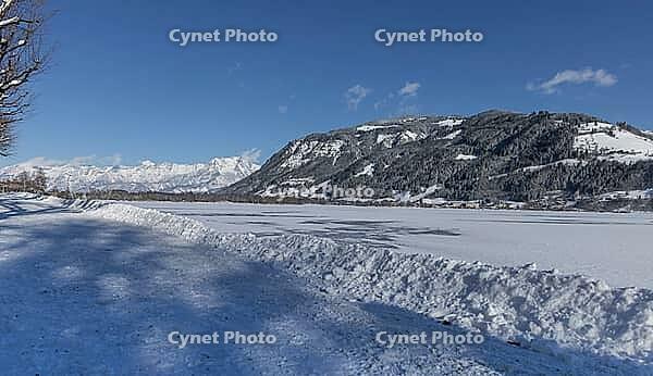 Landscape panorama, Zell am See, lake, snow, winter, sun, Pinzgau [IBR123895614]