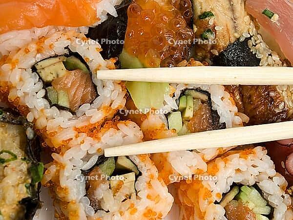 OLYMPUS DIGITAL CAMERA [IBR123980366]