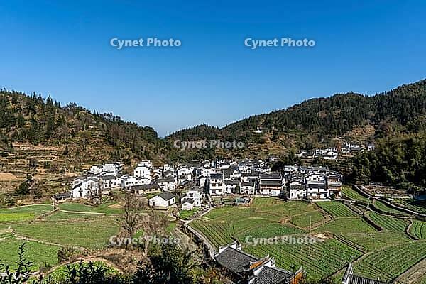 In Zuyuan Village, Xikou Town, Xiuning County, Huizhou City, Anhui Province, China, it was built during the Song Dynasty. It is a beautiful and leisurely rural area in China, with intact Ming and Qing style architectural features [IBR123991003]