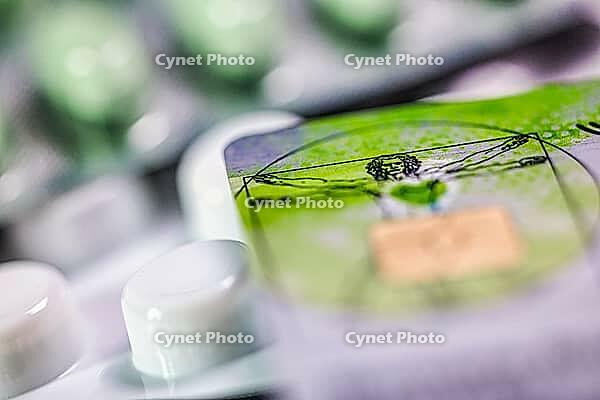 Electronic health card, health insurance card with tablets, medicine, close-up, studio shot, Germany [IBR123999885]