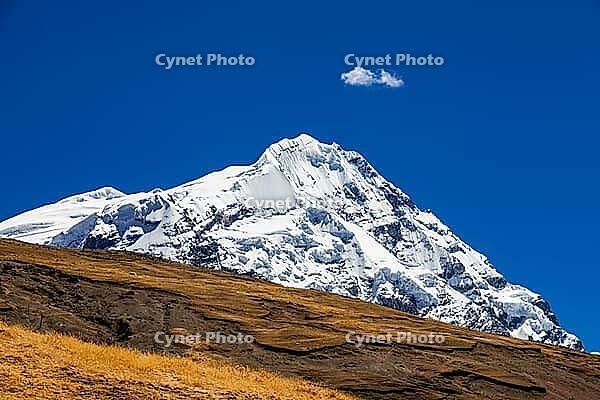 Summit of Ausangate (Spanish) or Awsangati (Quechua) 6384 m Ausangate Trek, Pitumarca, Cordillera Vilcanota, Peru [IBR124036493]