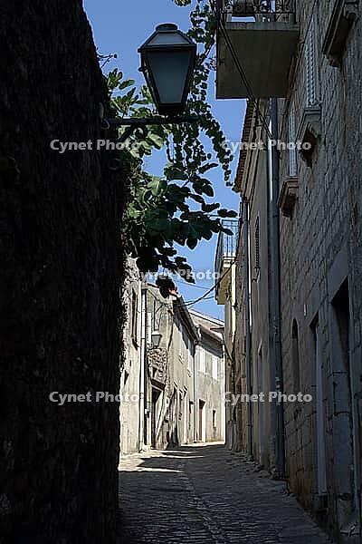 Alley in Krk (city) [IBR124051686]