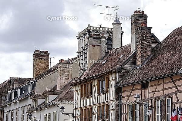 Timbered houses in Troyes [IBR124051729]