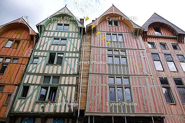 Timbered houses in Troyes [IBR124051733]