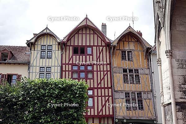 Timber frame in Troyes [IBR124051735]