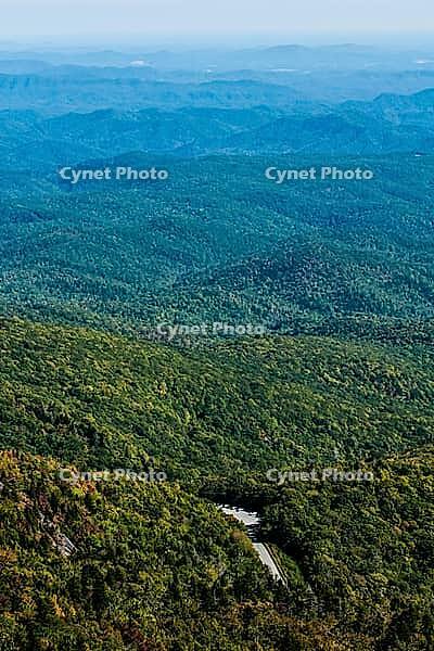 Blue ridge parkway landscape, north carolina [IBR124083591]