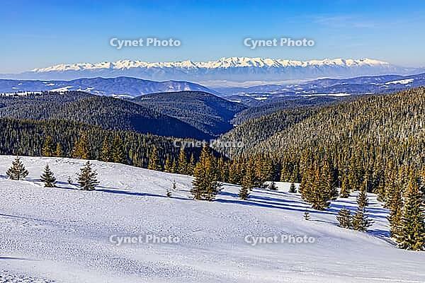 Amazing sunrise in Belmeken, Rila Mountains, Bulgaria [IBR124083638]