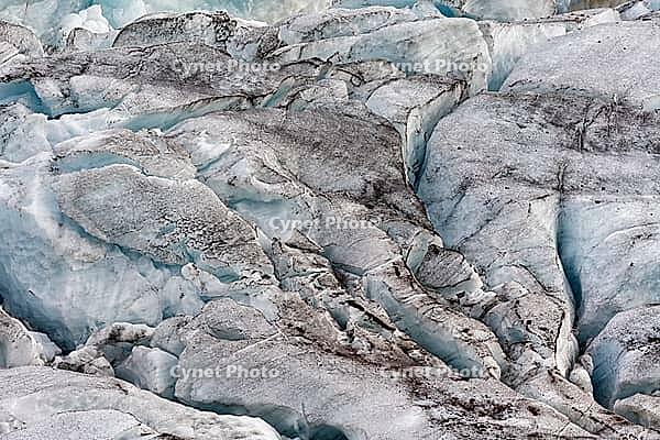 Close-up of Svínafellsjökull glacier, Vatnajökull National Park, South Iceland, Iceland [IBR124192748]