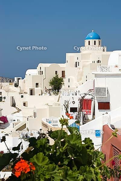 Wonderful mountain village of Oia in the north of the Cyclades island Santorini, Cyclades, Oia, Santorini, Greece [IBR124525360]