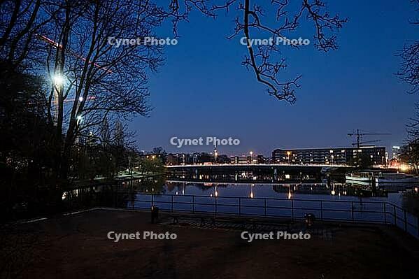 Germany, Berlin, 10.03.2026, View from Fennstraße over the Nordhafen (Berlin-Spandauer Schifffahrtskanal), Nordhafenbrücke to City Ost (Berlin-Mitte), Viewing platform, TV tower [IBR124525419]