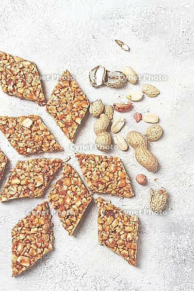 Kozinaki with peanuts, dessert, gozinaki, traditional Georgian cuisine, no people [IBR124552227]