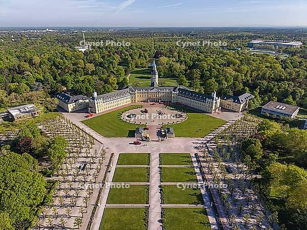 Aerial view of Karlsruhe Palace with Palace Square, Karlsruhe, Baden-W$00FCrttemberg, Germany [IBR124629494]