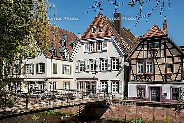 Half-timbered houses on a bridge in the old town of Ettlingen, Baden-W$00FCrttemberg, Germany [IBR124631250]