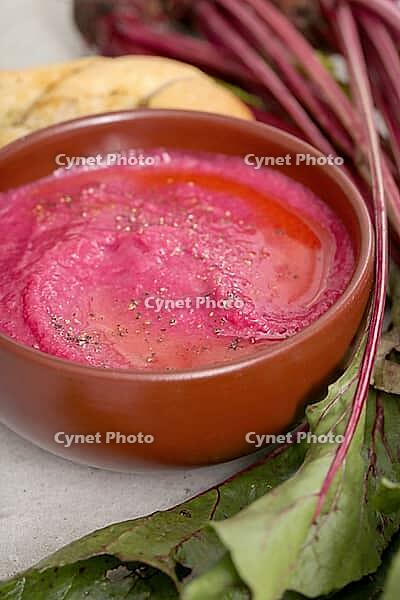 Food. Hummus out of beetroot [IBR124724864]
