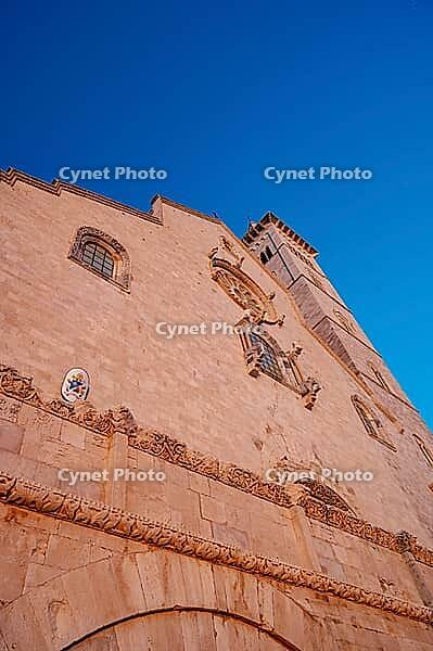 Trani Cathedral, Puglia, Italy, golden hour [IBR124748862]