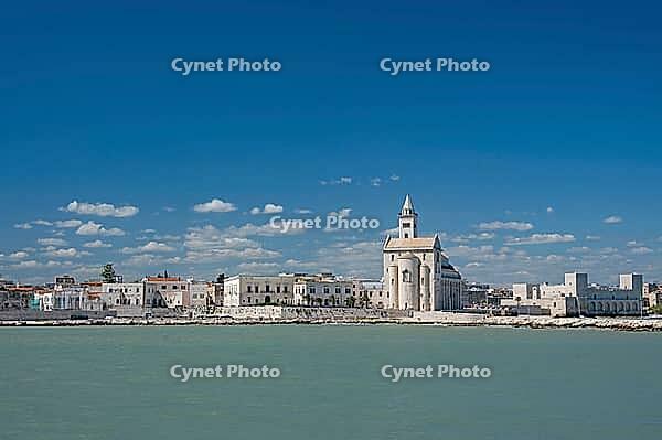 View of the old town with cathedral in Trani, Apulia, Italy [IBR124748876]
