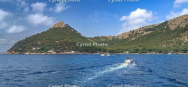 Pollensa Bay, Comarca Sierra de Tramuntana, Mediterranean Sea, Mallorca, Islas Baleares, Spain [IBR124794802]