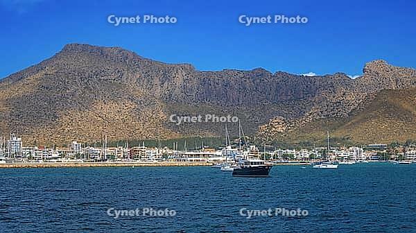 Pollensa Bay, Comarca Sierra de Tramuntana, Mediterranean Sea, Mallorca, Islas Baleares, Spain [IBR124794843]