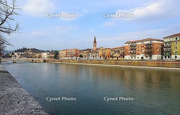 View of a river in the city against sky [IBR124915291]