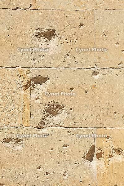 Bullet holes from the Second World War on a wall, Munich, Upper Bavaria, Bavaria, Germany [IBR124920245]