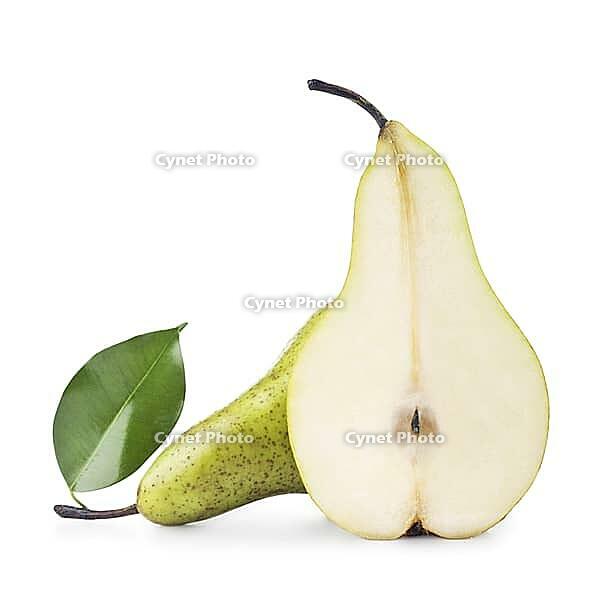 Ripe pears isolated on white background [IBR124991097]