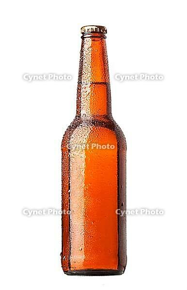 Bottle of beer with drops on white background [IBR124991144]