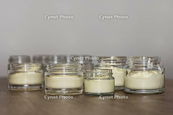 Homemade cream in small jars, Kempen, Viersen District, North Rhine-Westphalia, Germany [IBR125007597]