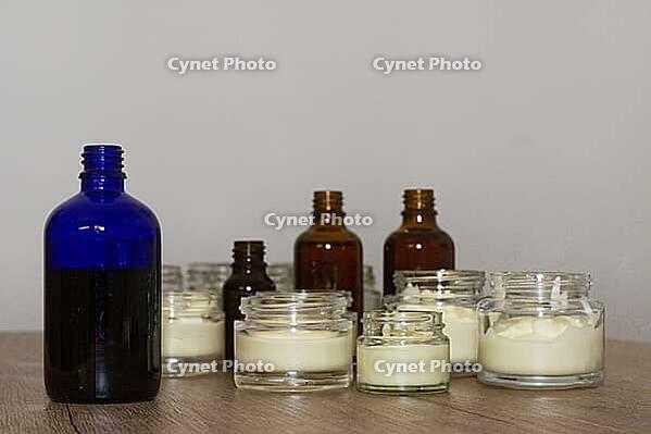 Homemade cream in small jars, Kempen, Viersen District, North Rhine-Westphalia, Germany [IBR125007605]