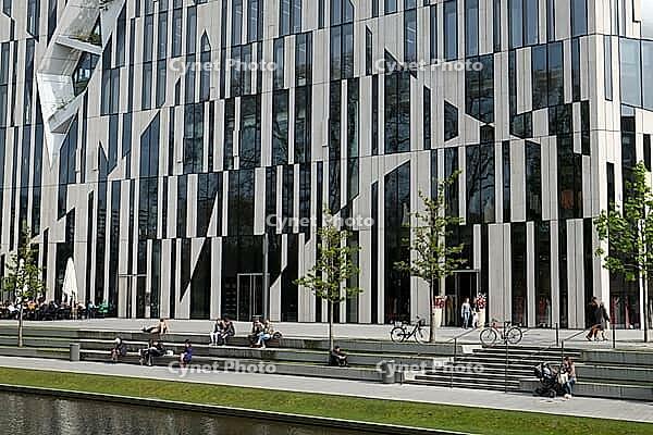 Modern building complex by architect Daniel Libeskind, Köbogen, Düsseldorf, North Rhine-Westphalia, Germany [IBR125012286]