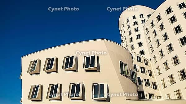 Gehry-Bau, Medienhafen, Düsseldorf, North Rhine-Westphalia, Germany [IBR125012299]