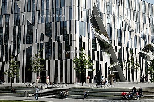 Modern building complex by architect Daniel Libeskind, Köbogen, Düsseldorf, North Rhine-Westphalia, Germany [IBR125012309]